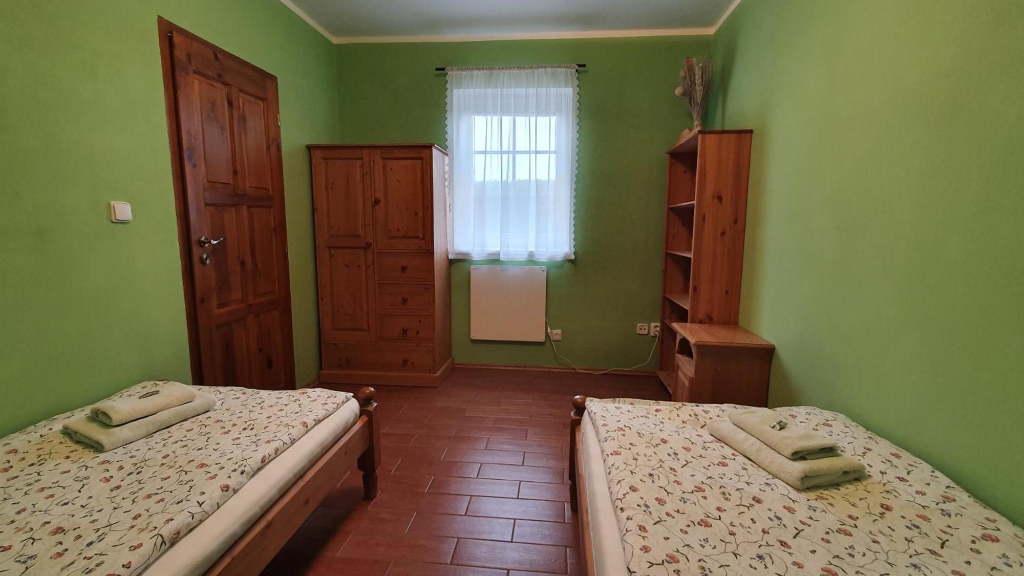 Penzion Na Lednicke Appartement Hlohovec Kamer foto