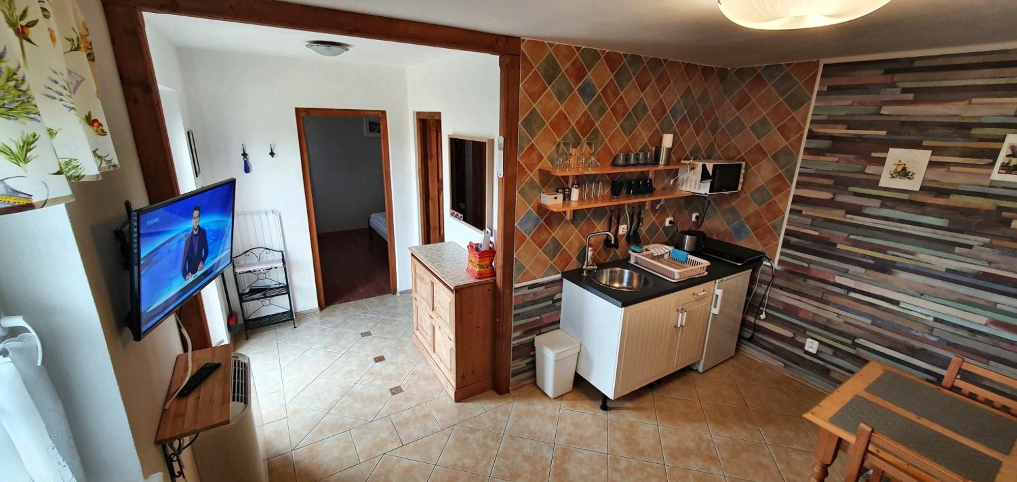 Penzion Na Lednicke Appartement Hlohovec Kamer foto